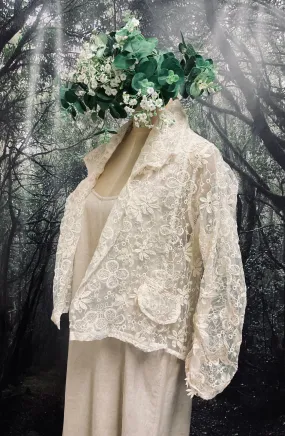 #5189 Sheer embroidered lace collared jacket