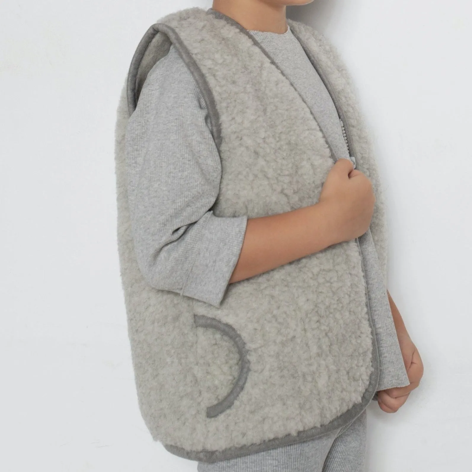 Clara 100% Wool Vest (Grey)
