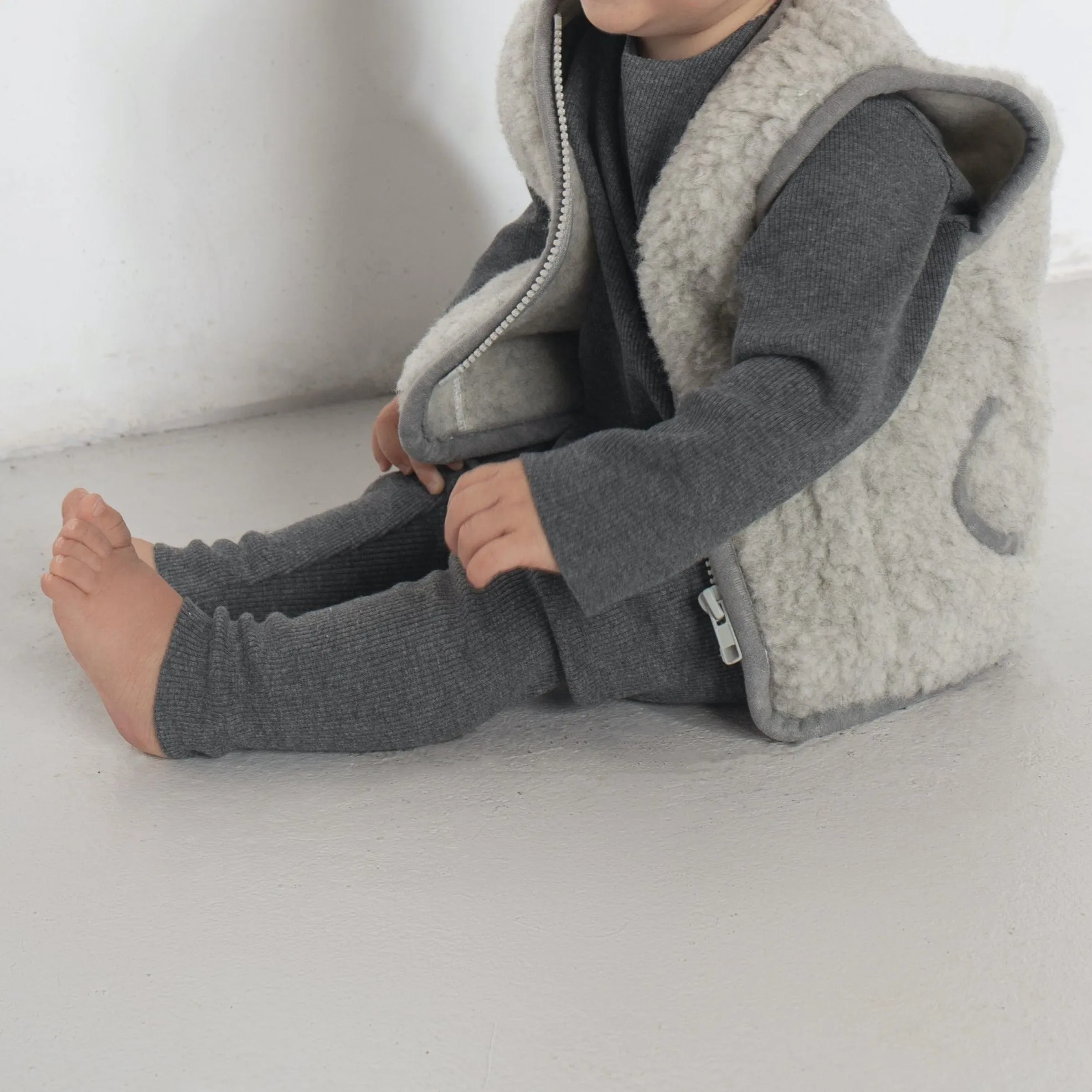 Clara 100% Wool Vest (Grey)