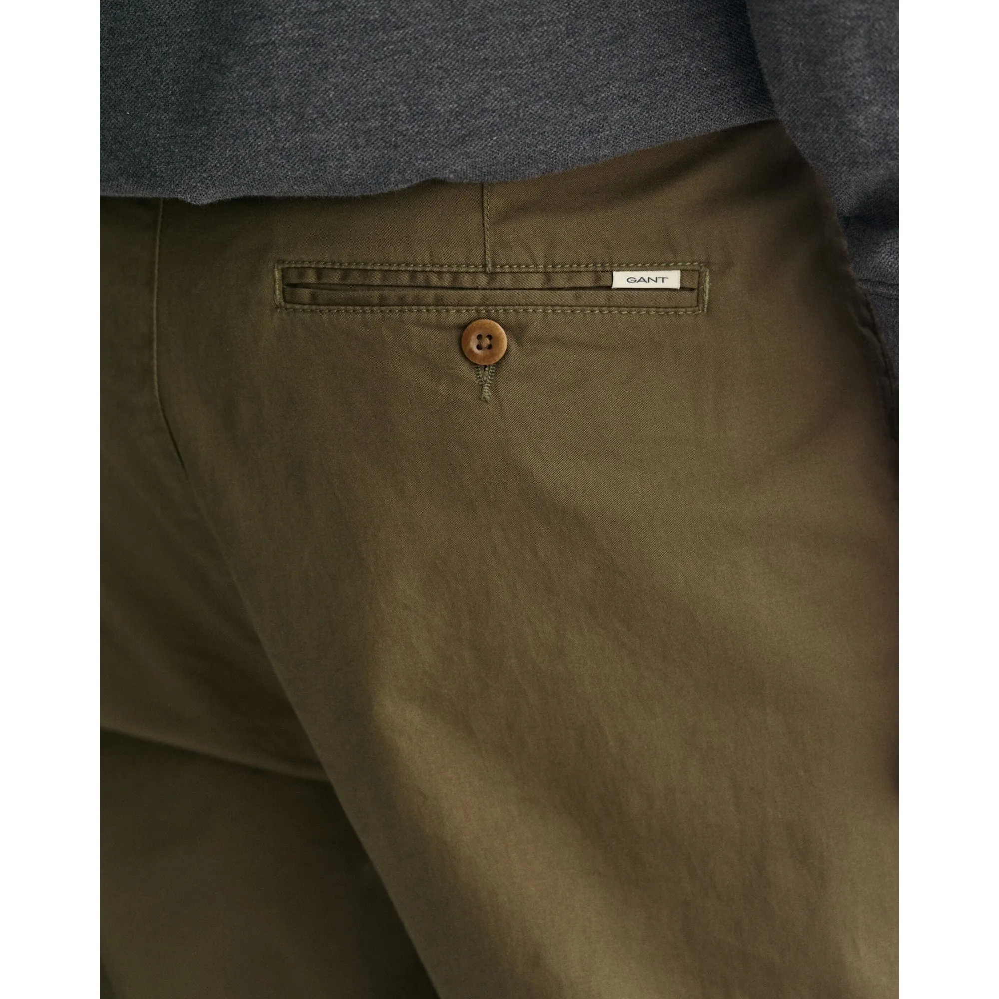 Gant Tapered Twill Chinos in Juniper Green