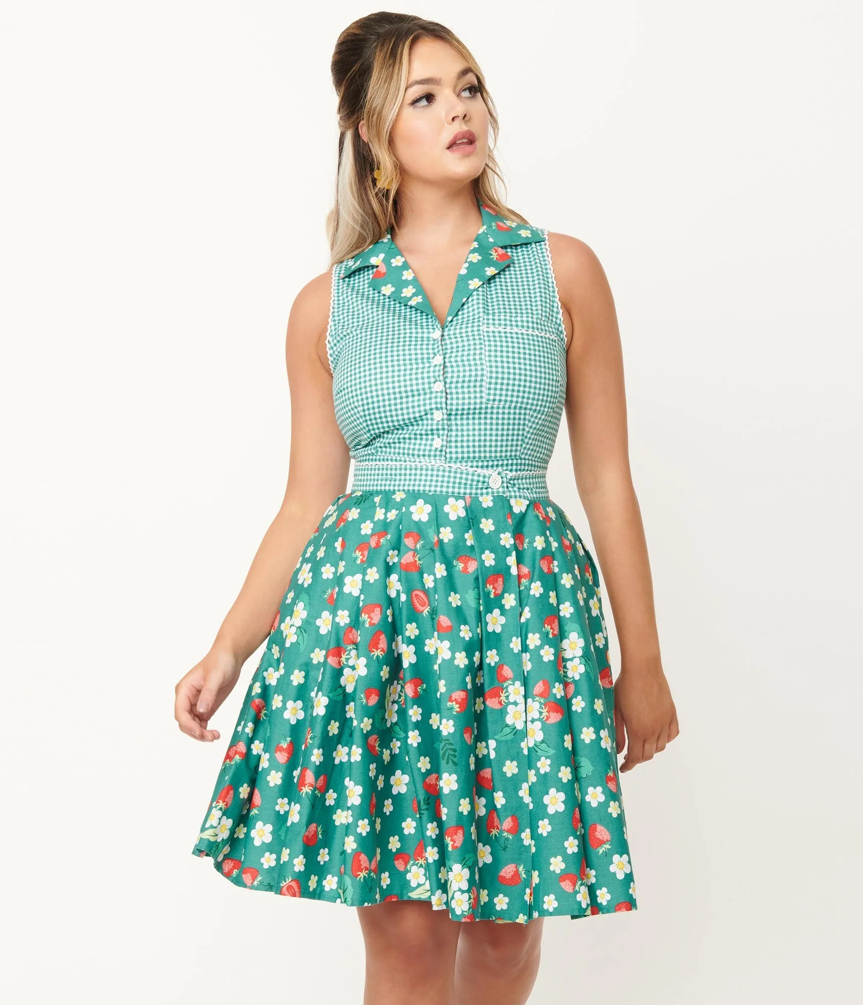 Green Strawberry Floral Print Collins Wrap Swing Skirt