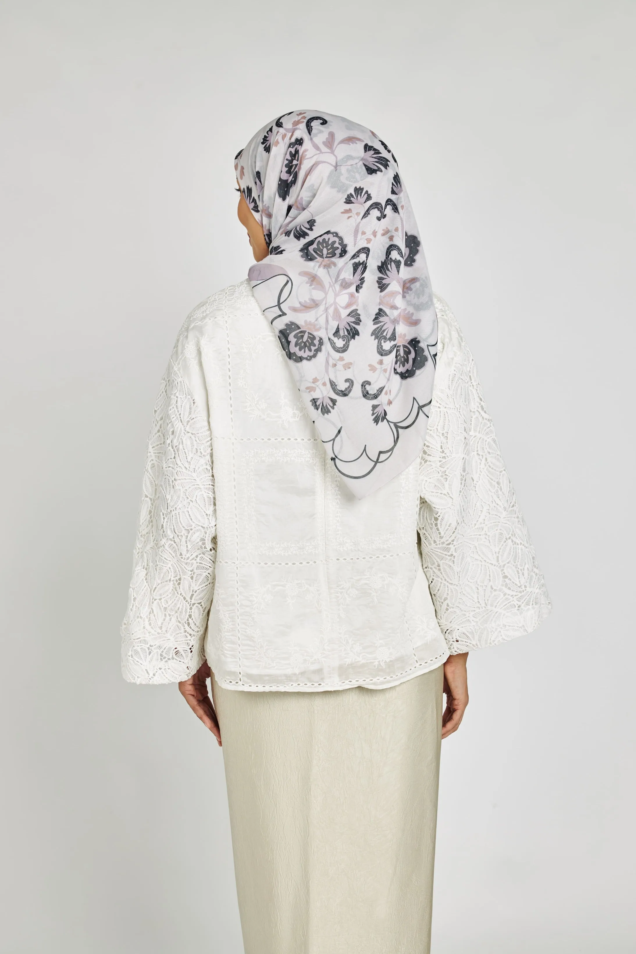 Kusuma White Square Scarf