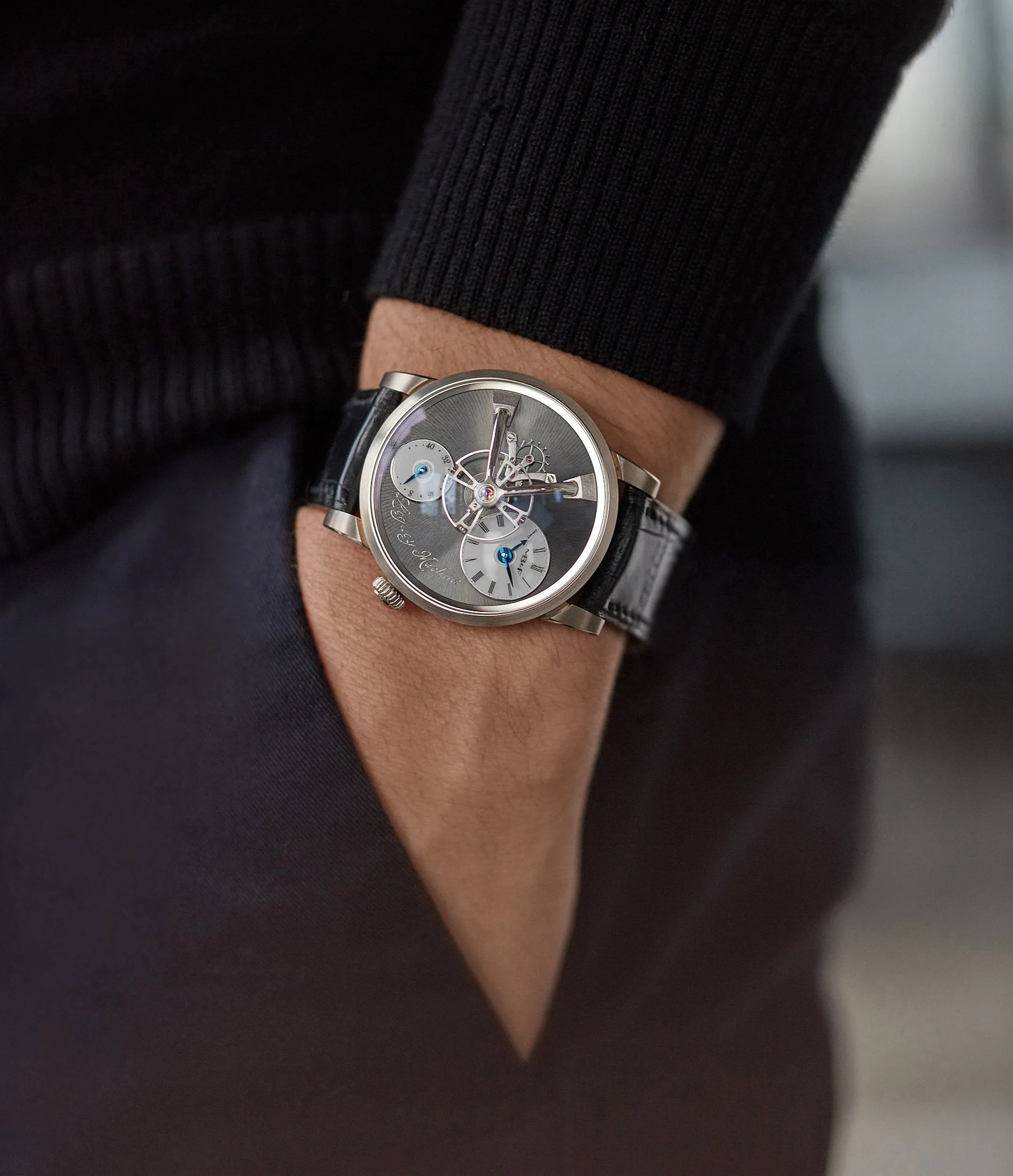 Legacy Machine LM101 | White Gold