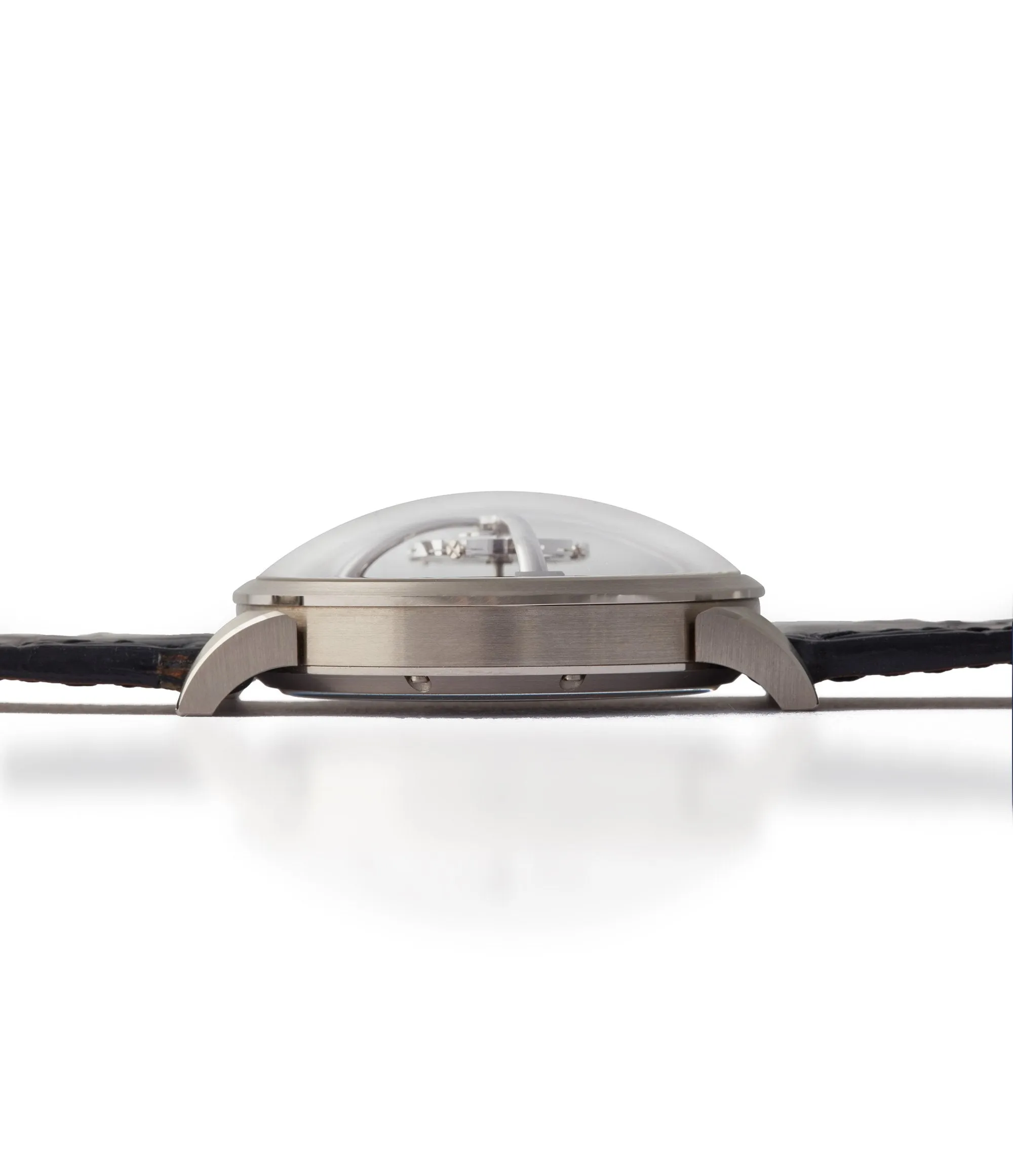 Legacy Machine LM101 | White Gold