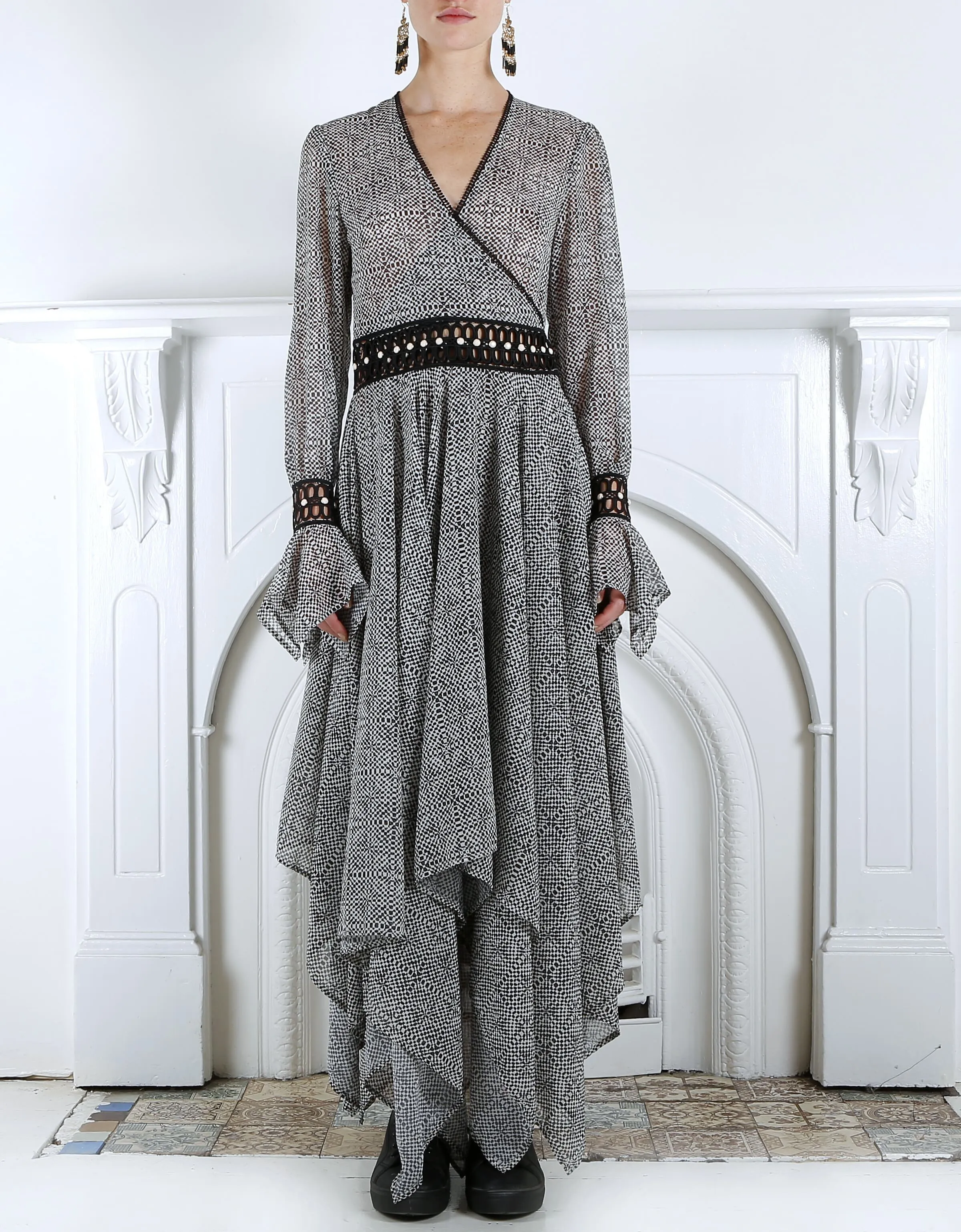 PRIMACY WRAP DRESS