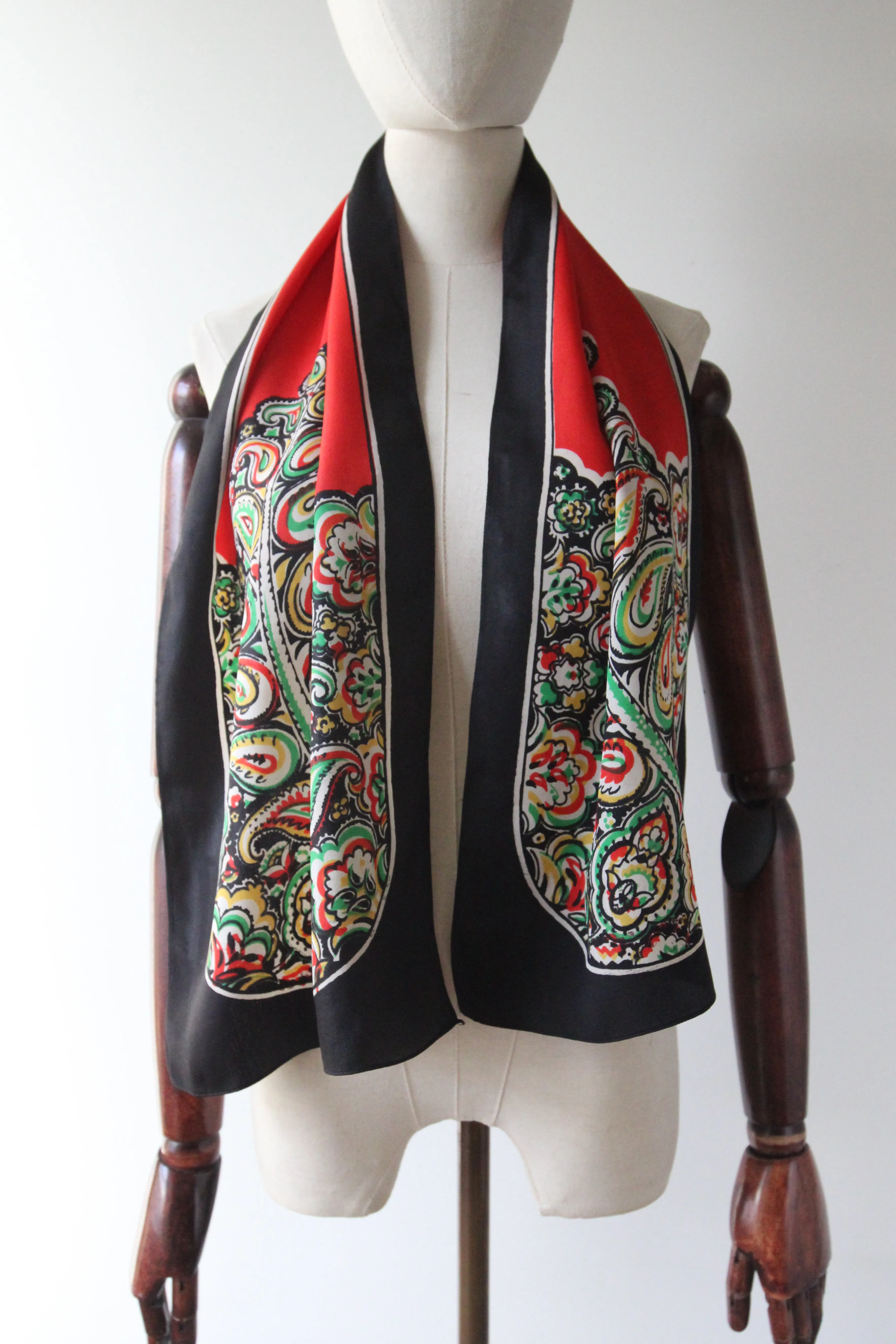 "Bold Paisley" Vintage 1930's Paisley Print Silk Neck Scarf