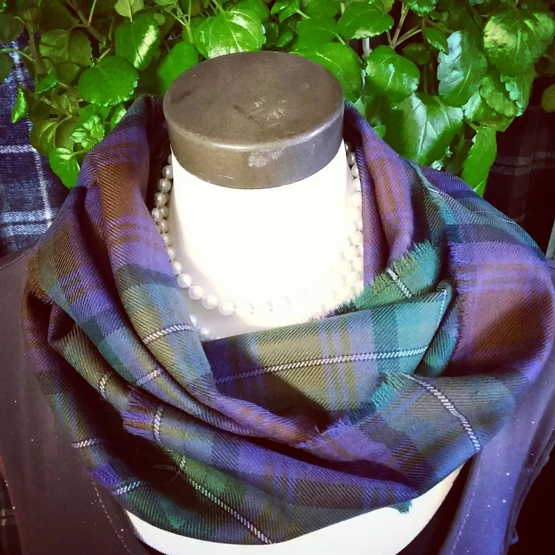 Raw Edge Infinity Scarf - Clan and Speciality