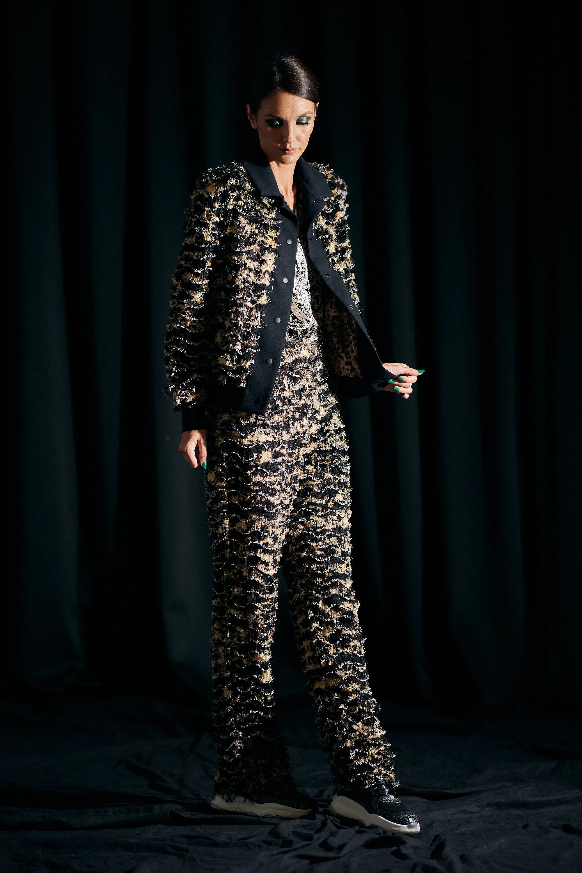 WORLD 4824 Dark Secrets Jacket Gold & Black Fringing