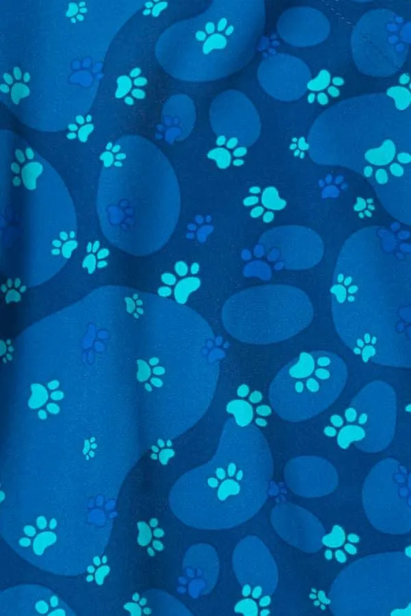 Z17213 Furmiliar Fun Women's Print Scrub Top